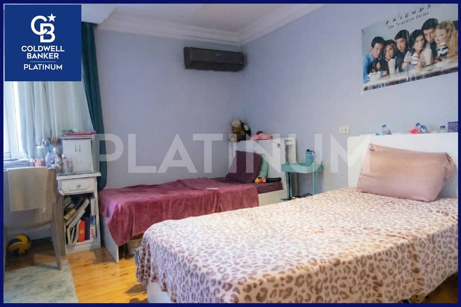 12 IMG_9697 copy. JPG