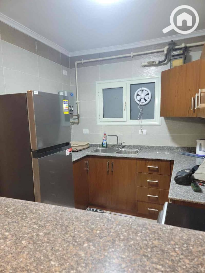 10 4fa3451d-9041-4f3d-b601-1d9846824d55. jpg