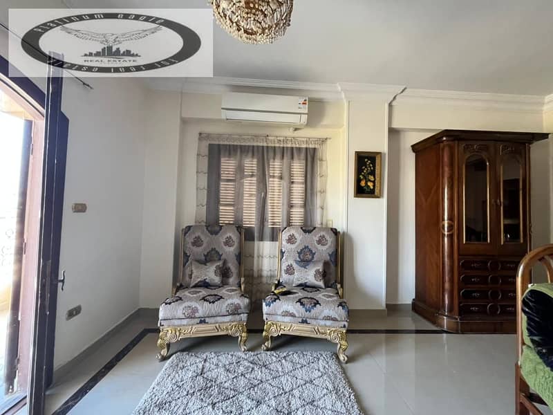 5 77b4b7ff-8351-42b0-a2fb-48b9ed63c029. jpg