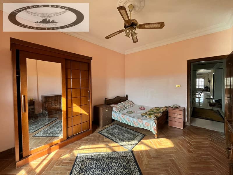 12 4abae1ec-b682-4f13-b610-3c6fc5da4957. jpg