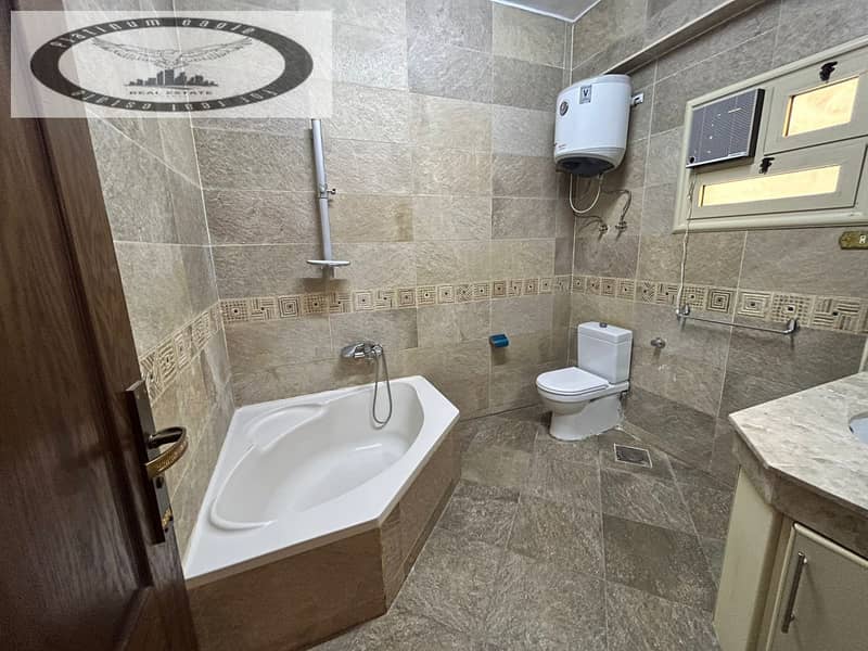 20 bff308de-ac61-4fee-8210-51bfba380048. jpg