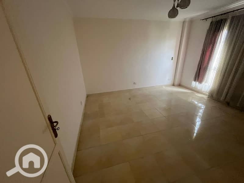 7 95f3966f-3551-43a0-afd5-a67a474903fb. jpg