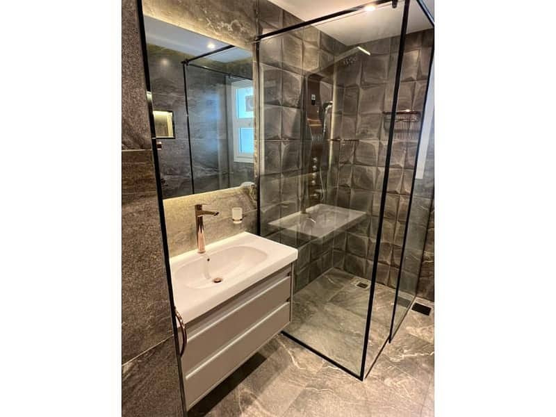 4 6ba51f32-5dc4-455a-94a7-c9272ffb8dd2. jpg