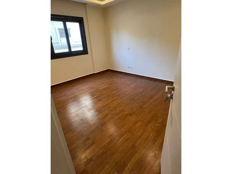 6 5c267dc2-ee77-4519-ae44-b3e88ade850f. jpg