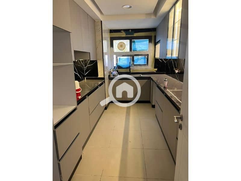 7 6c10489e-cbee-4491-ba8e-8a3f01e16b30. jpg