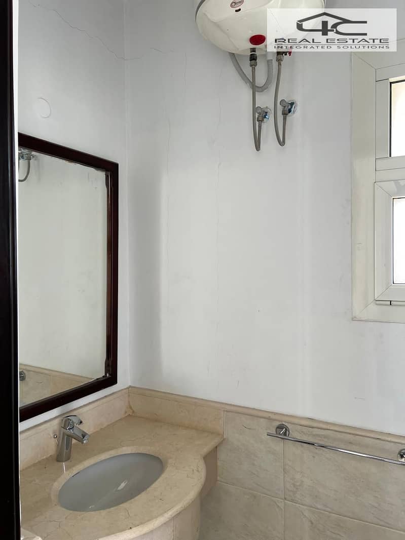 10 WhatsApp Image 2025-12-08 at 13.13. 28 (2). jpeg