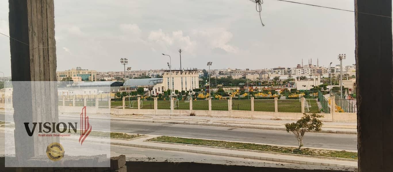 3 4b63f1e8-dfb8-4e46-8bf6-23e74eee5dd8. jpg