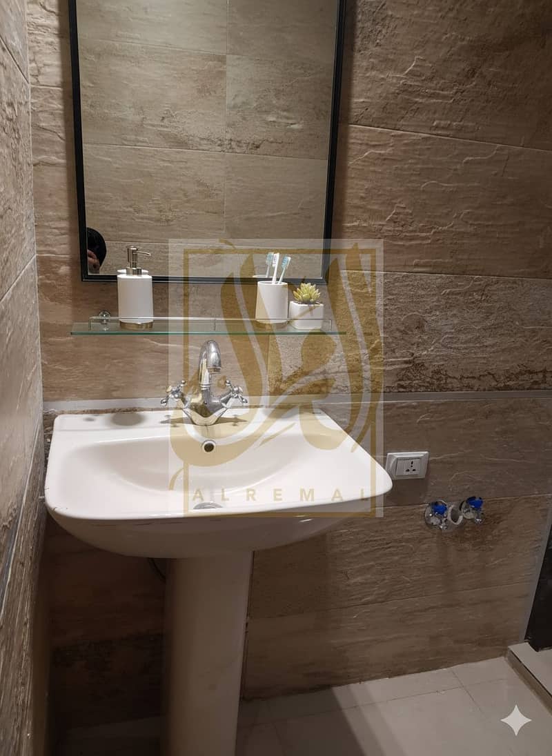 6 Gemini_Generated_Image_7llsx7llsx7llsx7. png