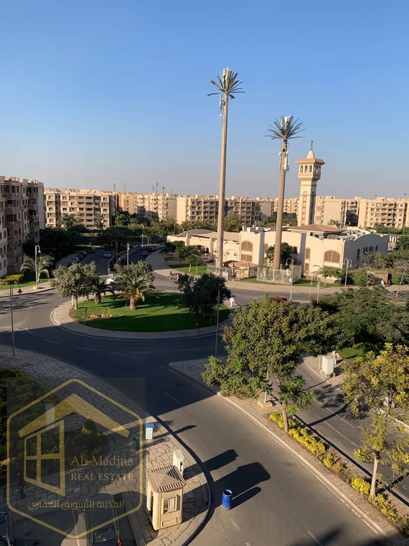 4 WhatsApp Image 2025-12-07 at 18.04. 18. jpeg