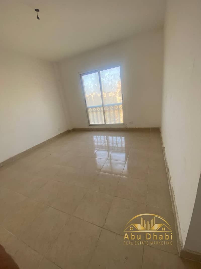 11 941c2e2e-ef4b-47d9-acbb-18fa07a8dc66. jpg