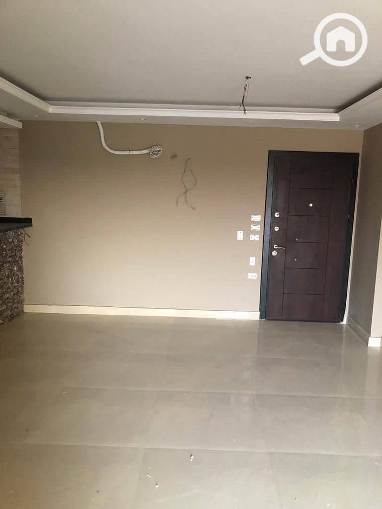 6 590fd200-2018-470d-98e5-fa9994e40567. jpg