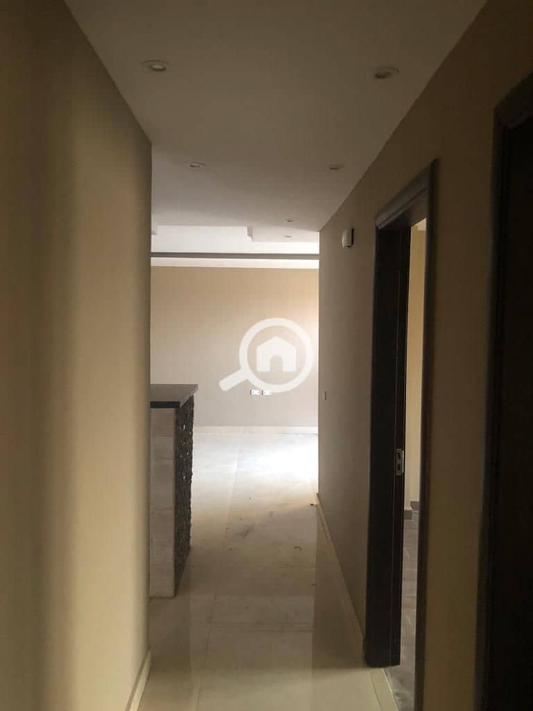 10 b422df6d-0f8e-43db-ad48-0430241cbdff. jpg