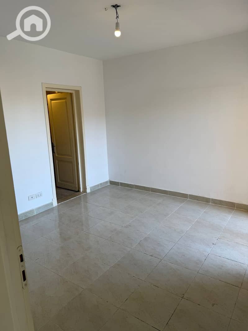 4 3b120435-7c45-4d38-aabb-5b828b079b0e. jpeg