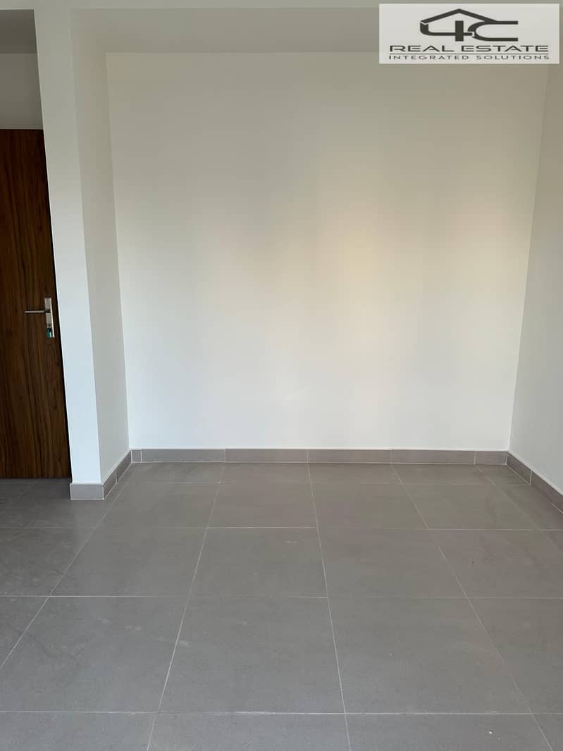 3 WhatsApp Image 2025-12-04 at 6.16. 50 PM (1). jpeg