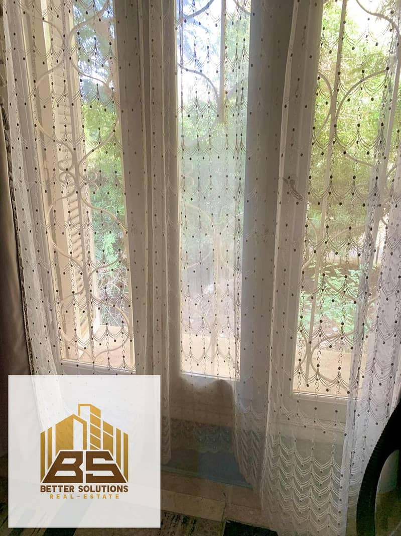 12 edd9d451-2395-4de4-85fb-d622247a2b7f. jpg