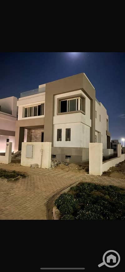 فیلا 5 غرف نوم للبيع في القاهرة الجديدة، القاهرة - WhatsApp Image 2025-12-08 at 2.46. 44 PM. jpeg