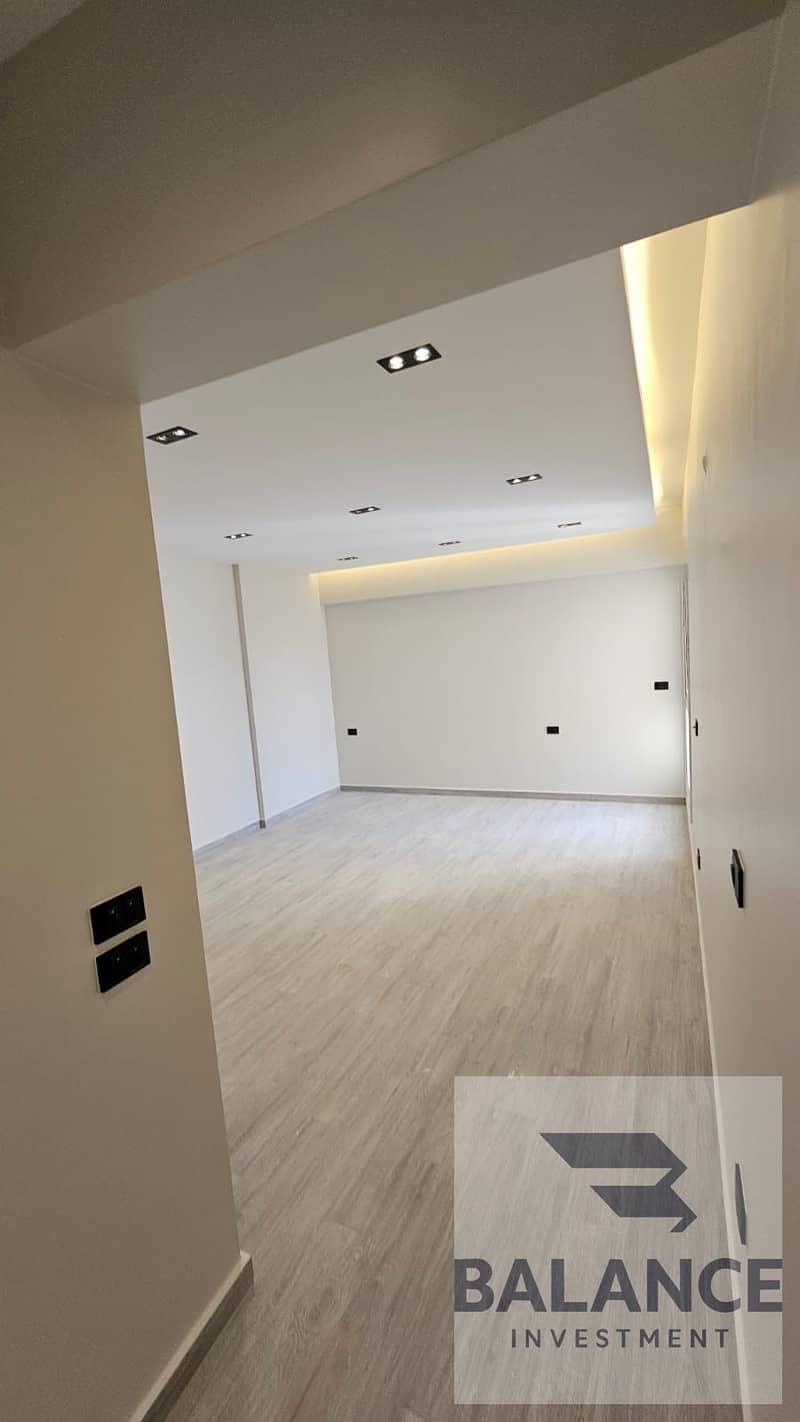 18 a6783c8b-cda8-4812-b394-d96844e6c5e7. jpg