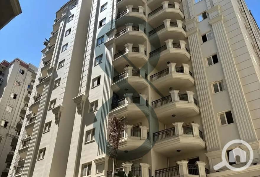 10 Valore Smouha (8569). 9. jpg