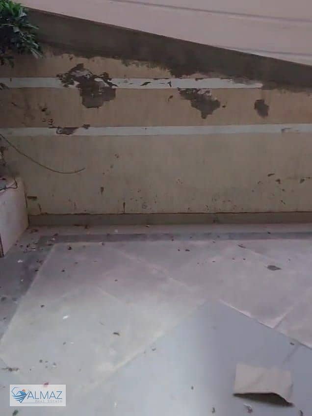 10 WhatsApp Image 2025-12-08 at 3.37. 55 PM. jpeg