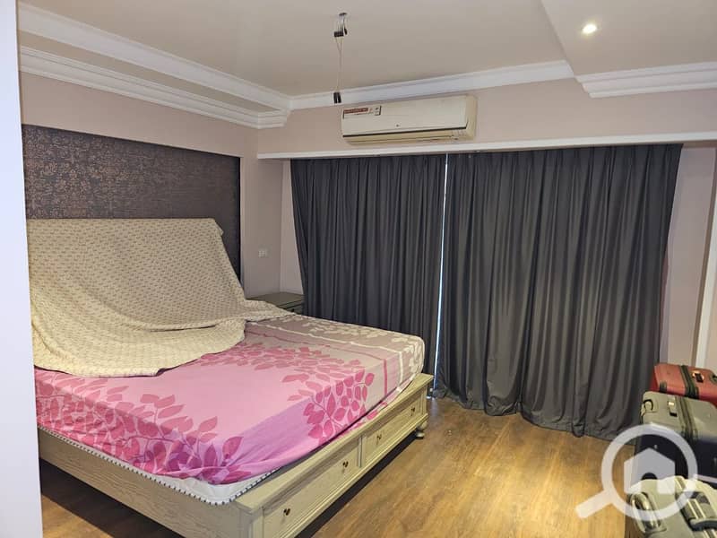 6 8a04cd12-a78d-4b98-bb25-ea52917cefe7. jpeg