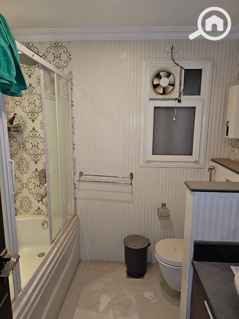 7 aeccb99a-2449-4b8c-99f1-17e818792c4c. jpeg