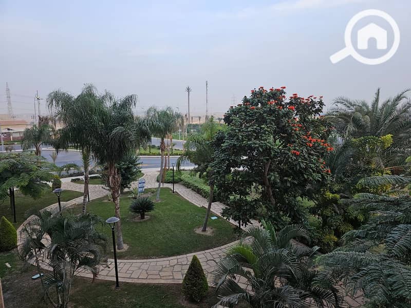 10 9113c1f7-ca7d-4bb3-9b79-35f9e2977822. jpeg