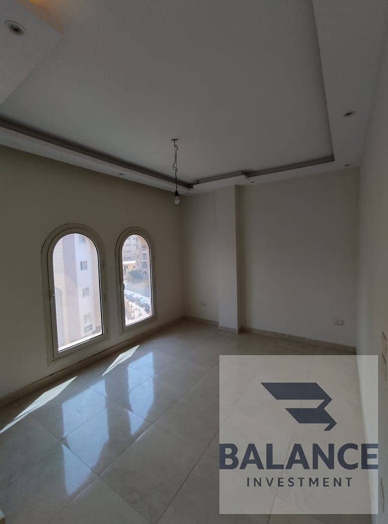 4 284084cf-ca62-4c37-8cb0-8eb694d25ab8. jpg