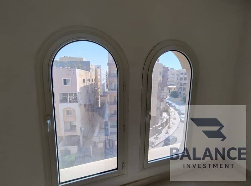 5 ef9fbc64-8dc5-4edb-bc72-9087f5095f91. jpg