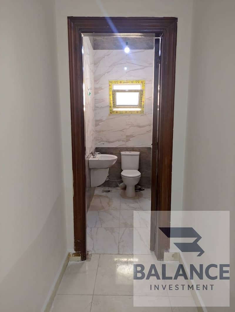 6 2e125bfe-2f40-4a5c-9ecf-45049dd5c839. jpg