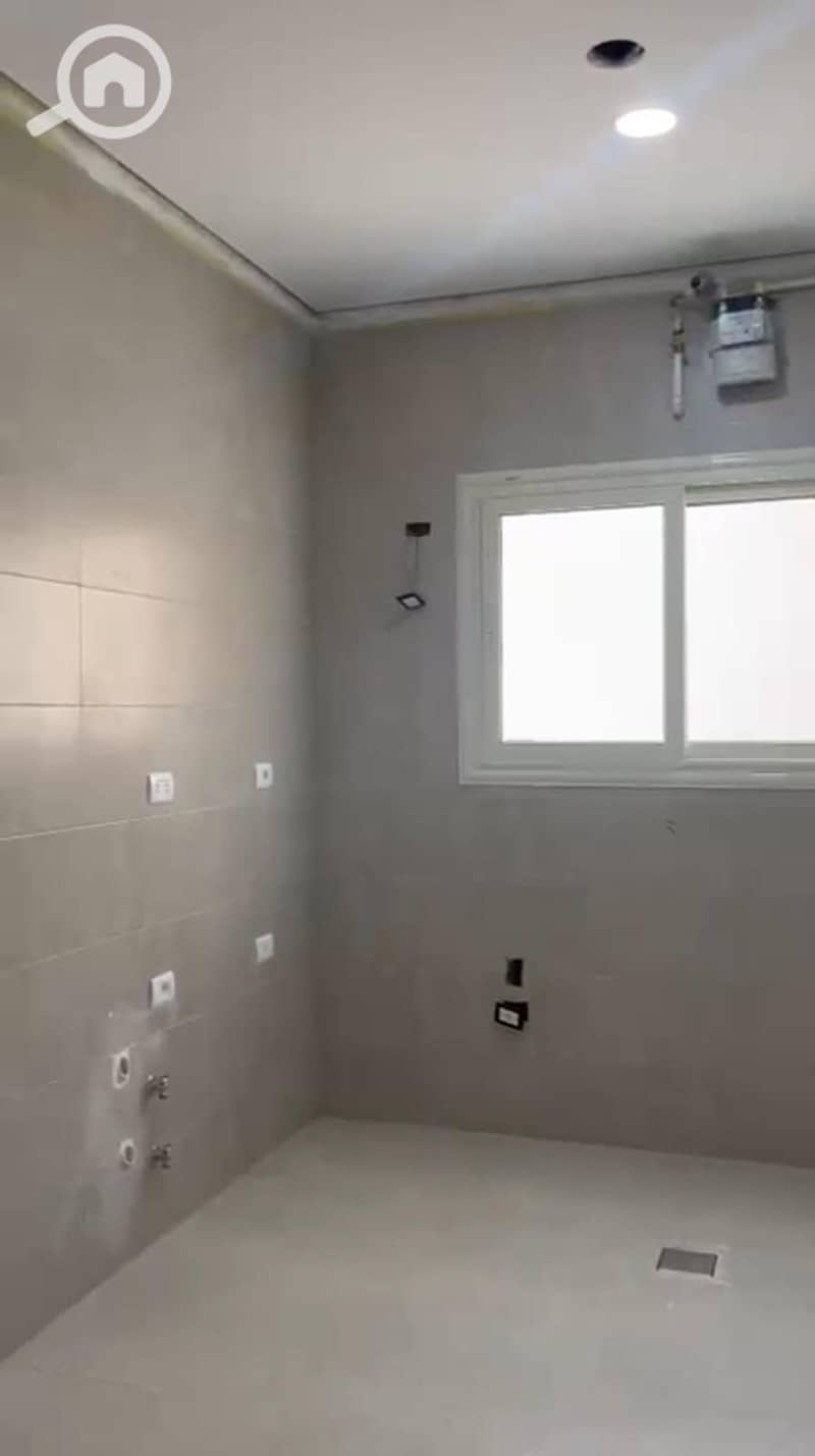 3 WhatsApp Image 2025-12-08 at 3.32. 12 PM (2). jpeg