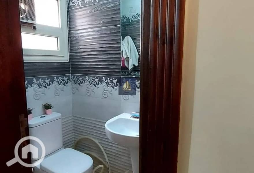 4 b8eaa585269b4f9cbde24ecb848820ed. jpg