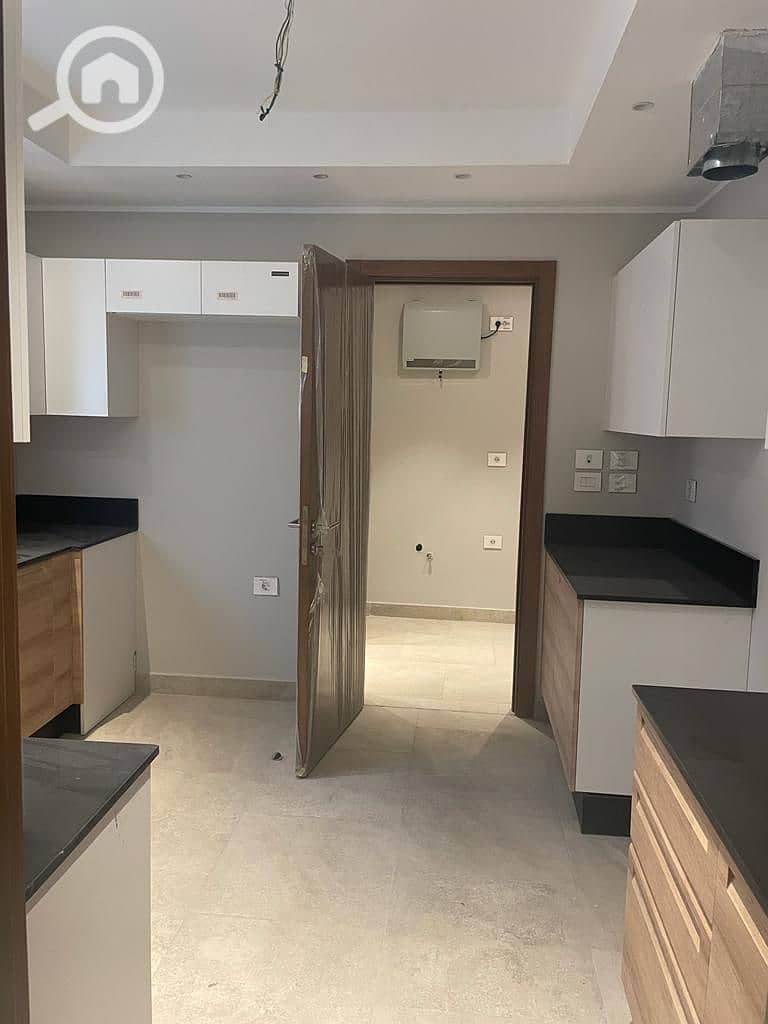 4 WhatsApp Image 2024-08-20 at 01.25. 40_18720848. jpg