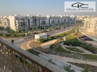 4 Bedroom Duplex for Sale in New Cairo, Cairo - IMG-20251208-WA0404. jpg