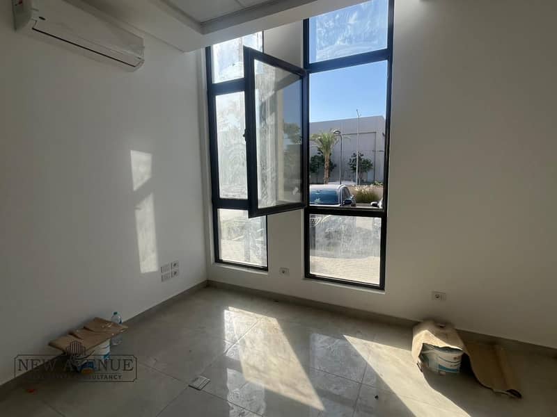 3 WhatsApp Image 2025-10-30 at 2.44. 01 PM (1). jpeg