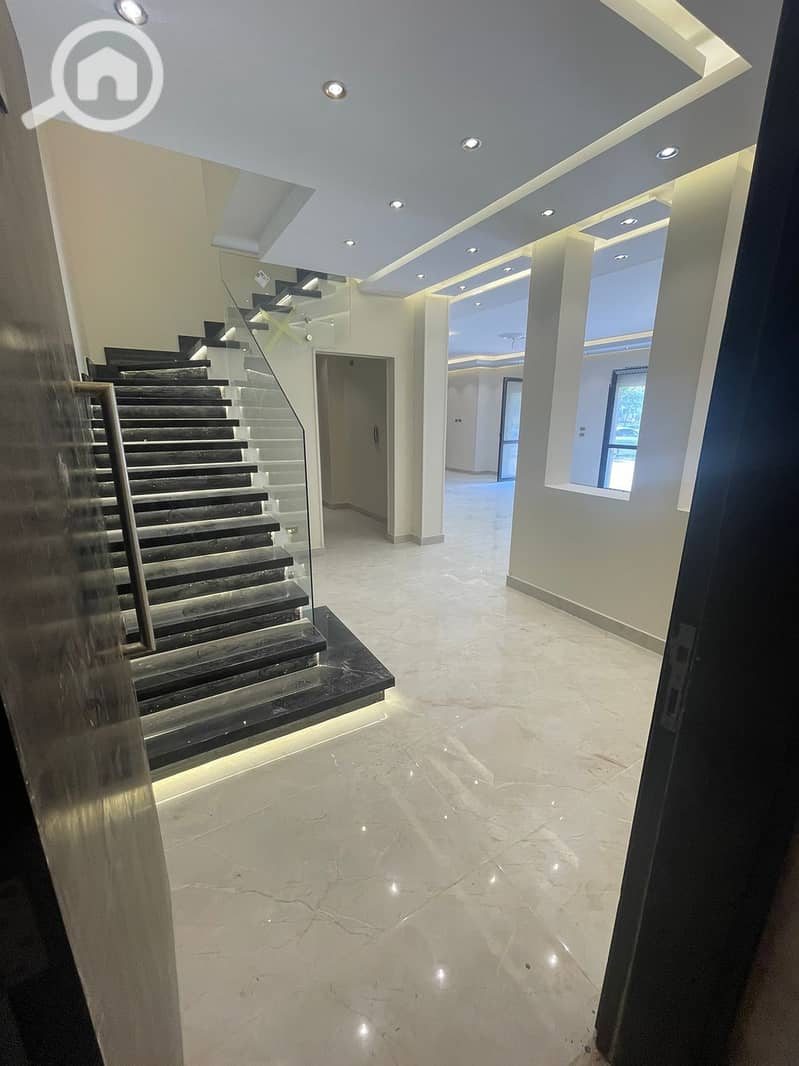 3 3629ee1f-1ea6-45c2-bacc-45bcf7816260. jpg