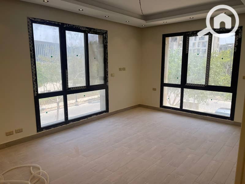 14 0c85f613-1827-4e3a-a2dc-689d86624b17. jpg