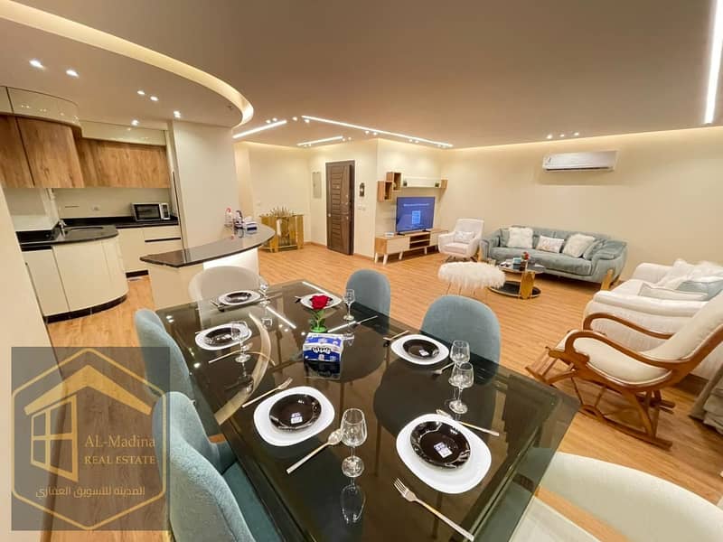 3 WhatsApp Image 2025-12-07 at 18.06. 29 (1). jpeg