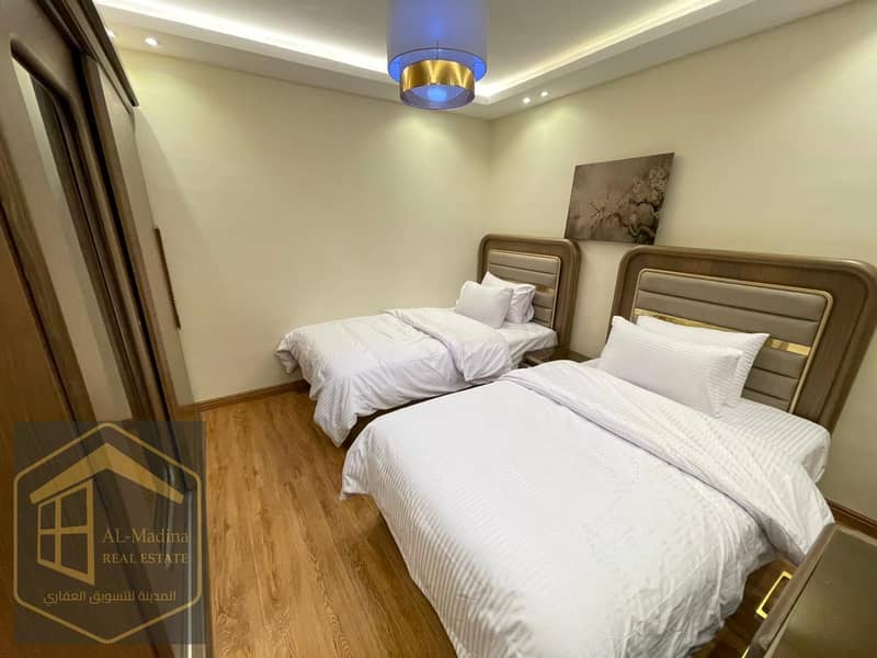 9 WhatsApp Image 2025-12-07 at 18.06. 33 (1). jpeg