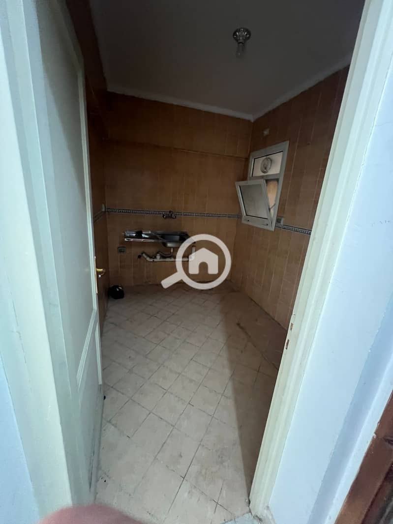 7 5fd101c1-e20f-4ab3-b4c8-2fa5e1f928d3. jpeg