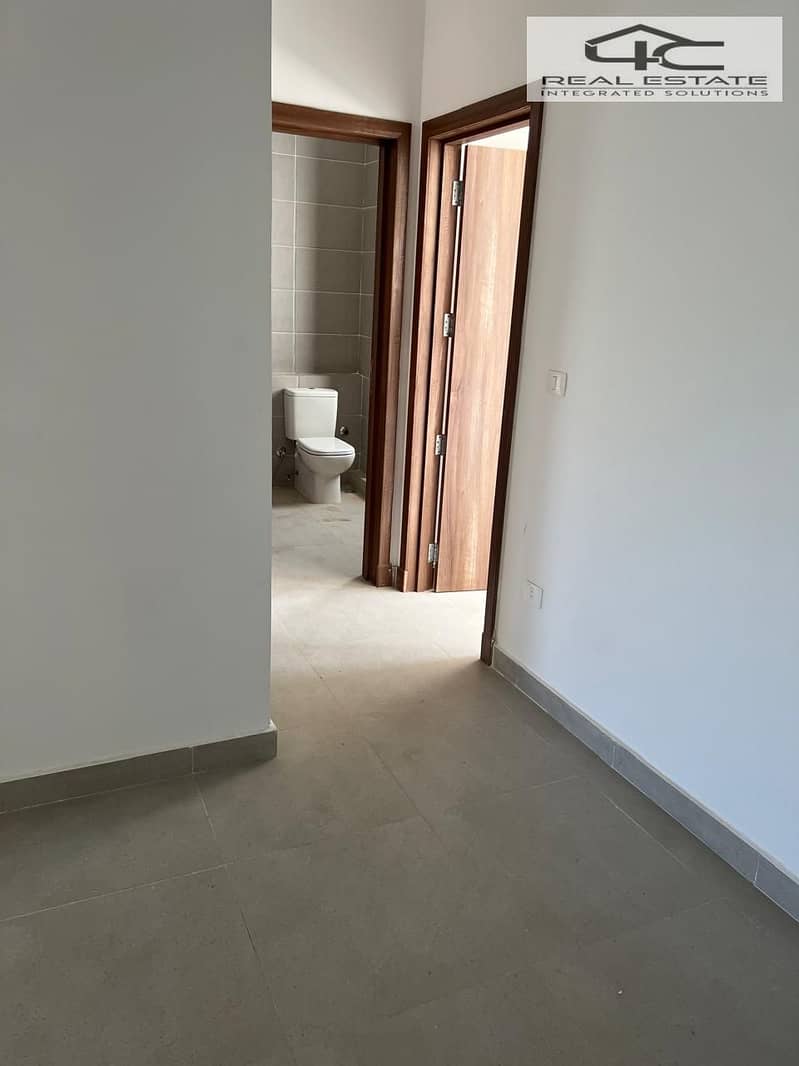 11 WhatsApp Image 2024-12-13 at 7.42. 00 PM. jpeg