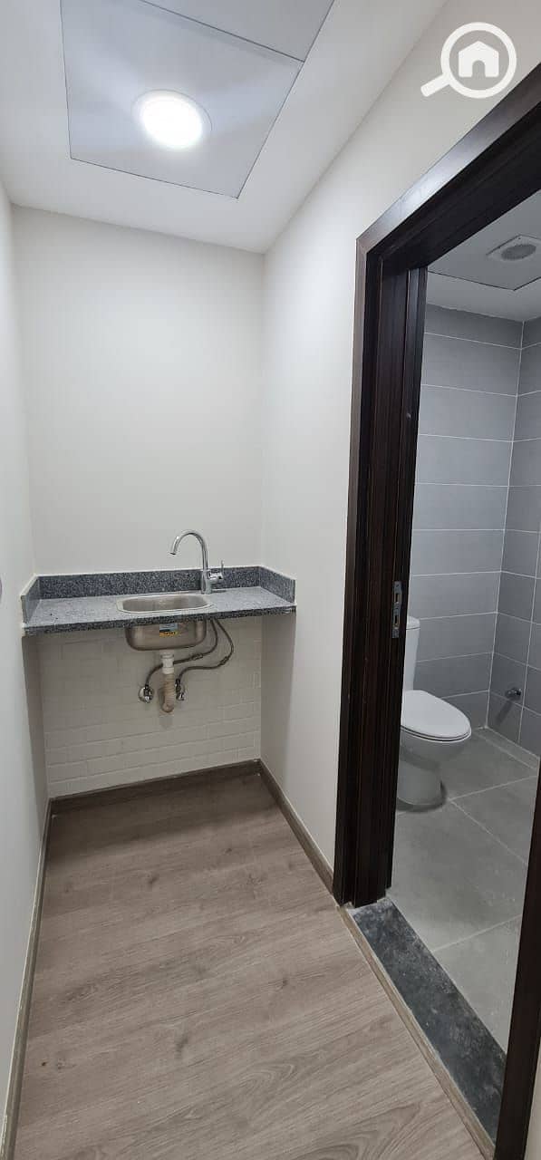 7 maktab trivv 10. jpg