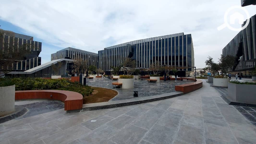 9 WhatsApp Image 2025-12-08 at 4.01. 02 PM (1). jpeg