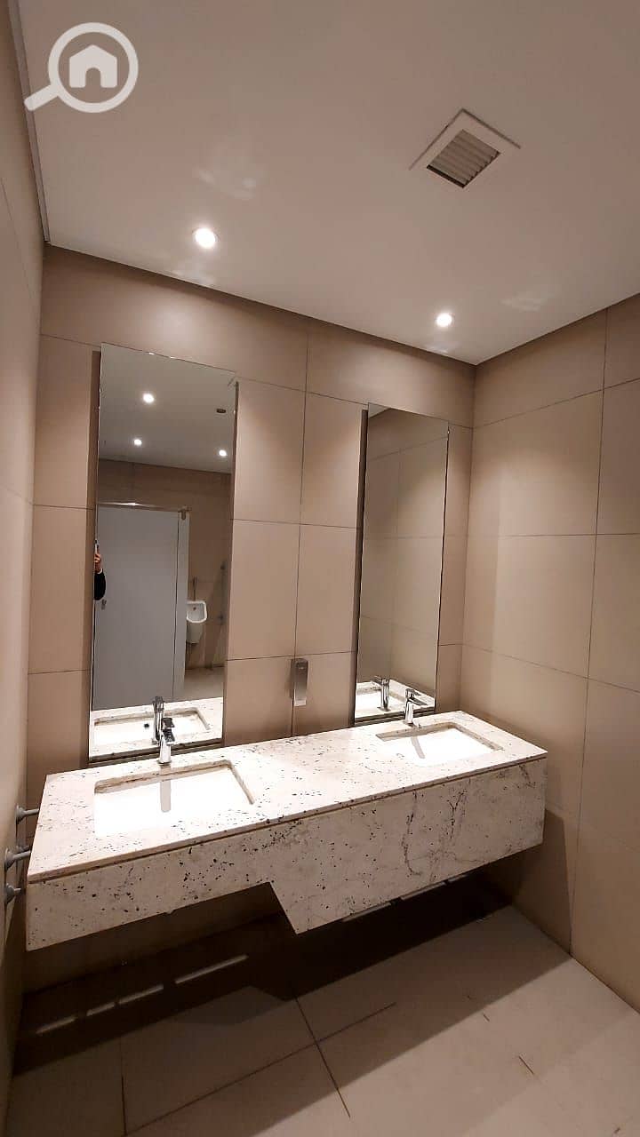 10 WhatsApp Image 2025-12-08 at 4.01. 02 PM. jpeg