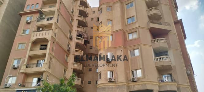 2 Bedroom Flat for Sale in Zahraa Al Maadi, Cairo - عمارة المعادي2. jpeg