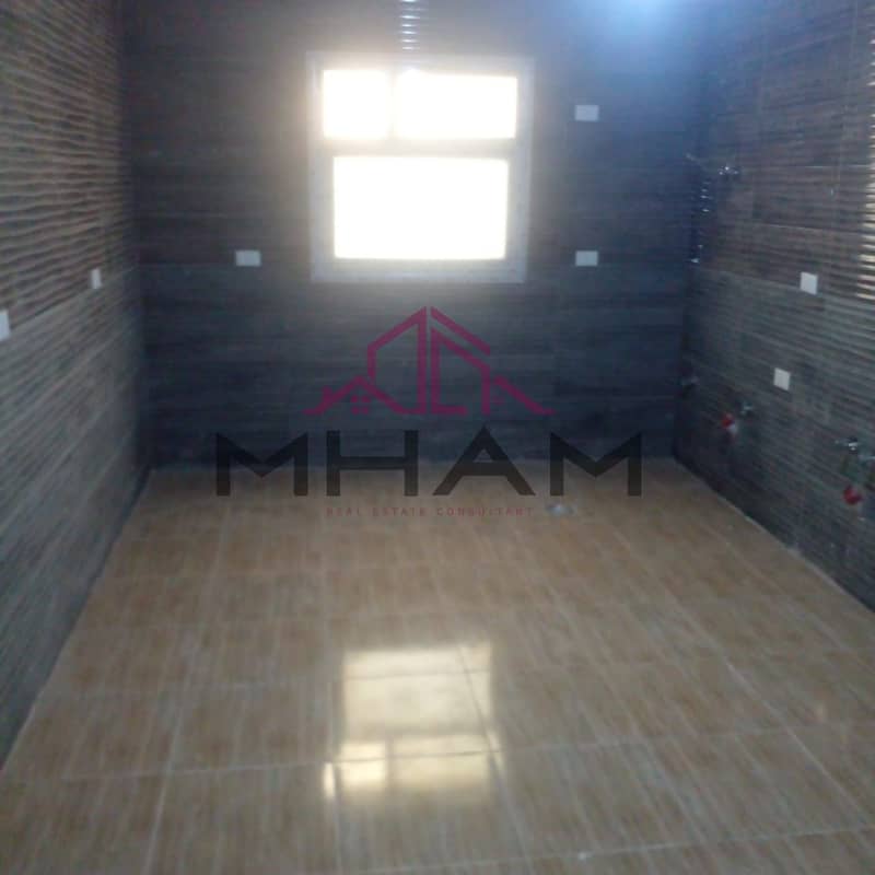 3 photo_5882079277086346345_y. jpg