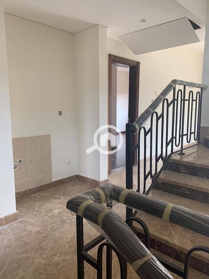 2 WhatsApp Image 2025-12-08 at 15.56. 56. jpeg