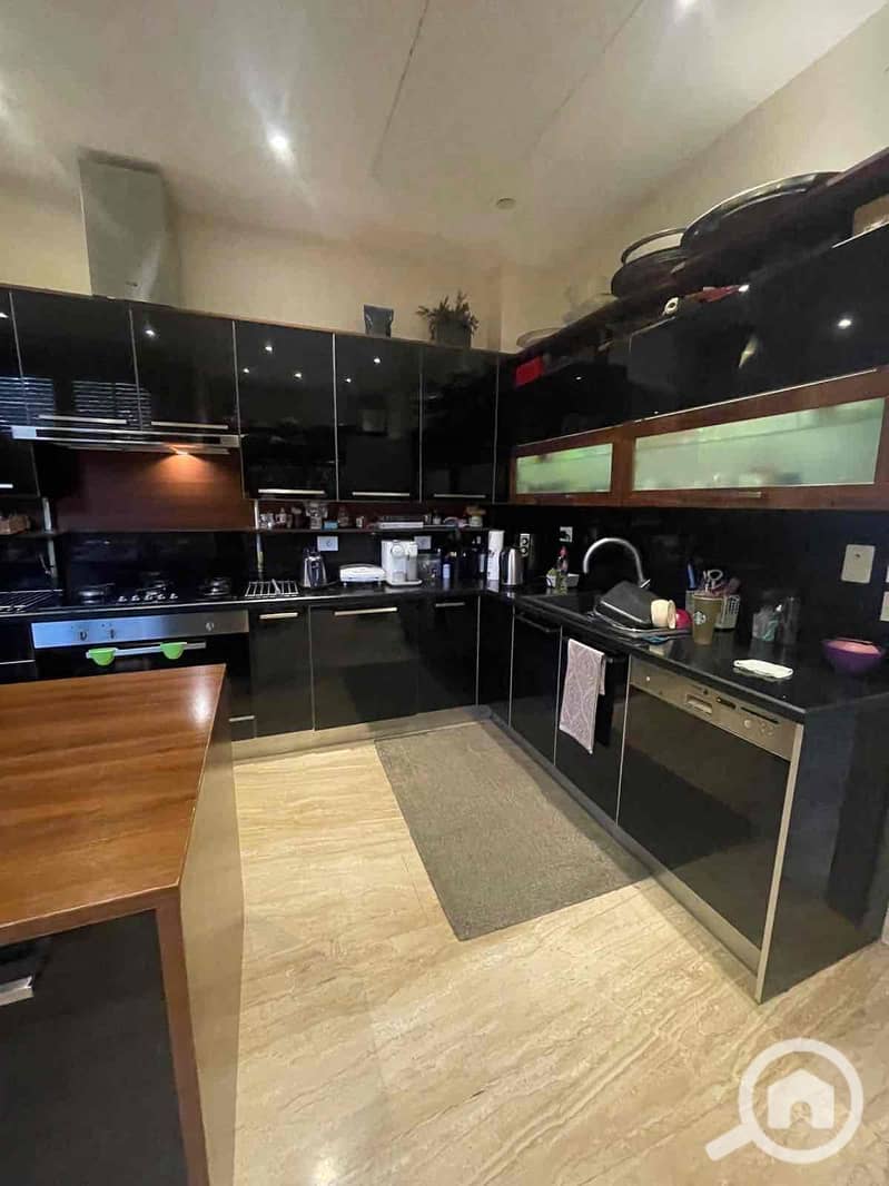 3 4c19e05b-938e-429c-8b7f-c09053466c47. jpg