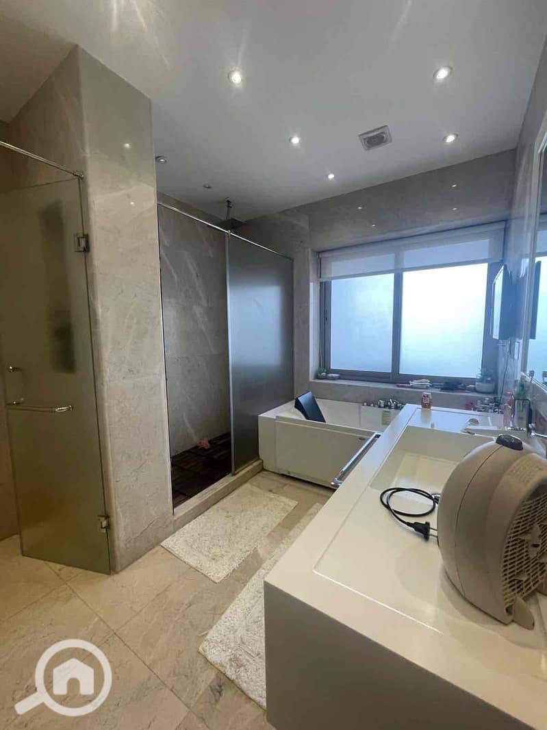 5 7ae6d8b1-5da3-4a84-a238-f3e0eb6fe3df. jpg