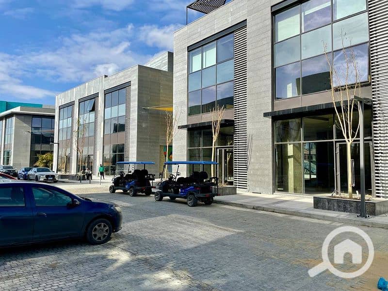 14 WhatsApp Image 2024-12-17 at 1.05. 04 PM_800x600. jpg