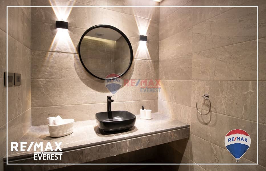 6 WhatsApp Image 2025-12-08 at 11.26. 01 AM (3). jpeg